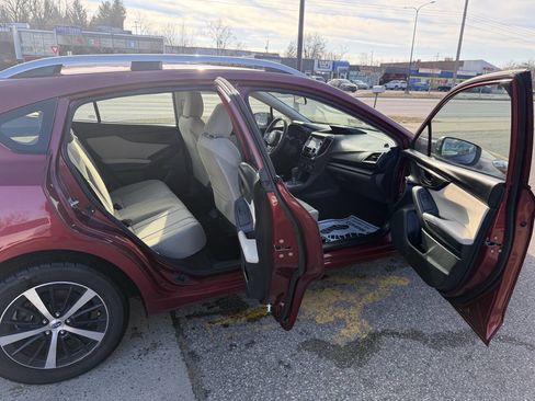 Used 2021 Subaru Impreza 2.0i Premium image 13