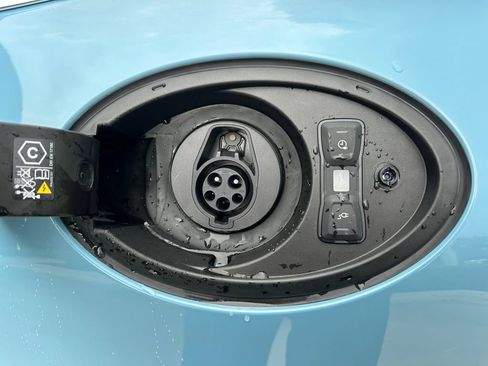 Certified 2026 Porsche Panamera 4 E-Hybrid AWD/4WD image 38