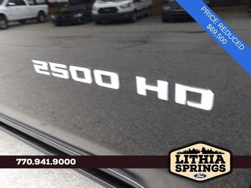 Used 2024 Chevrolet Silverado 2500 ZR2 w/ Technology Package image 12