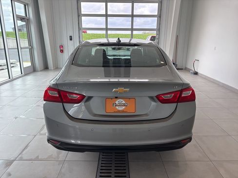 Used 2024 Chevrolet Malibu LT FWD image 3