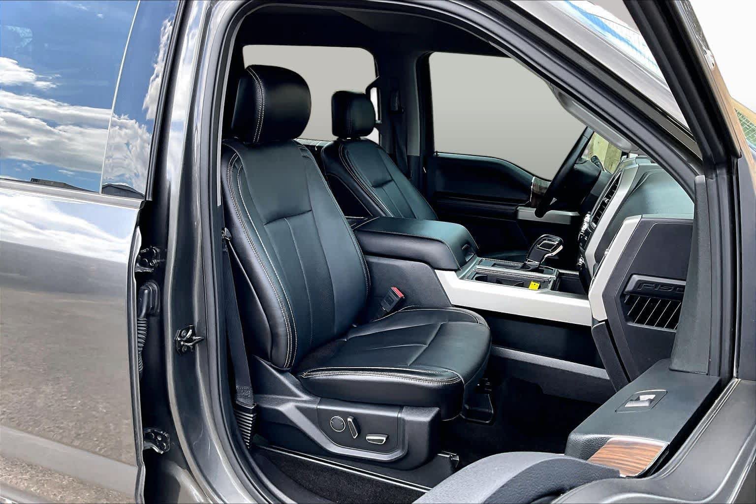 Used 2018 Ford F150 Lariat RWD image 9