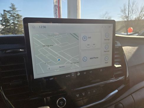 Used 2024 Ford Transit 350 XLT image 14