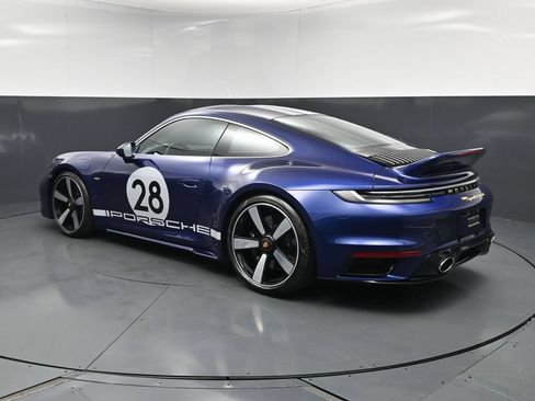 Used 2023 Porsche 911 Sport Classic RWD image 3