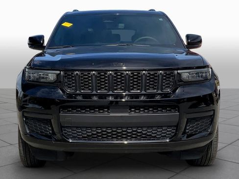 Used 2024 Jeep Grand Cherokee L Altitude image 4