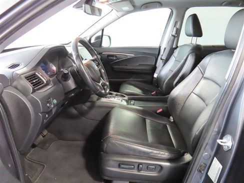 Used 2022 Honda Pilot Special Edition image 17
