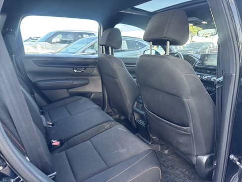 Used 2025 Honda CR-V Sport image 11