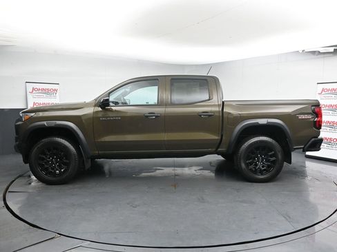 Used 2023 Chevrolet Colorado Trail Boss image 5