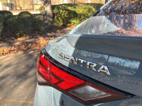 New 2025 Nissan Sentra SR image 14