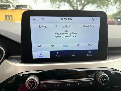 Used 2020 Ford Escape SEL FWD image 12