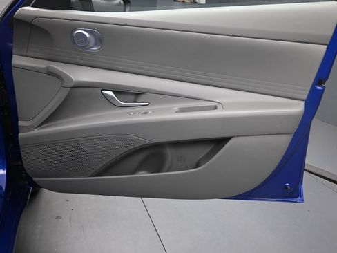 Used 2024 Hyundai Elantra SEL FWD image 26