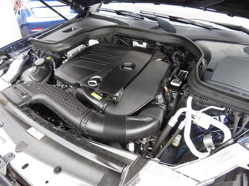 Certified 2022 Mercedes-Benz GLC 300 4MATIC image 7