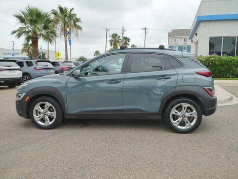 Used 2022 Hyundai Kona SEL AWD/4WD image 6