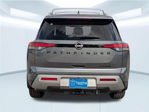 New 2025 Nissan Pathfinder Platinum image 5