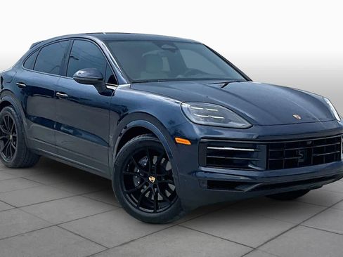 Used 2026 Porsche Cayenne Coupe AWD/4WD image 2