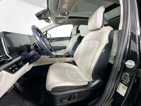 Used 2023 Kia Sportage EX w/ EX Premium Package image 4