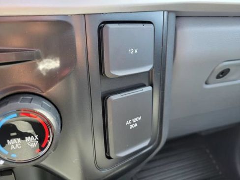 New 2025 Ford F250 XL w/ 360-Degree Camera Package AWD/4WD image 28