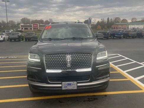 Used 2022 Lincoln Navigator L Reserve image 2