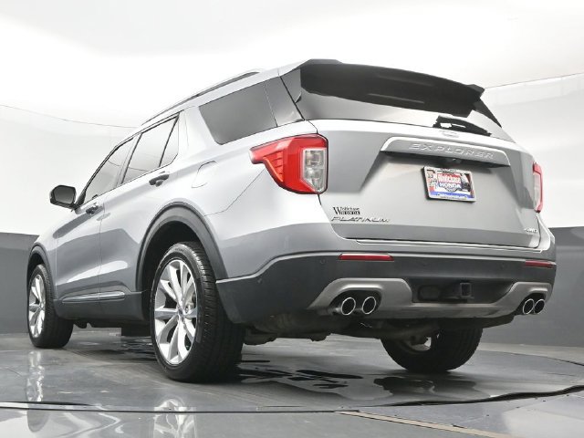 Used 2022 Ford Explorer Platinum w/ Equipment Group 601A AWD/4WD image 25