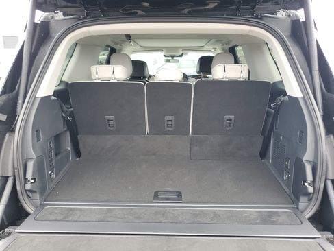 New 2026 Lincoln Navigator Reserve w/ Jet Appearance Package image 32