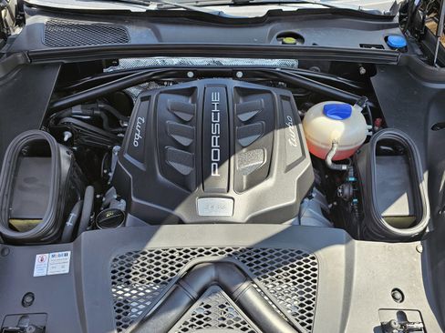 Used 2016 Porsche Macan Turbo w/ Premium Package Plus image 19