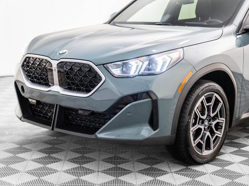 Certified 2025 BMW X2 xDrive28i image 33
