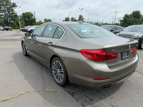 Used 2017 BMW 540i xDrive w/ Premium Package image 7