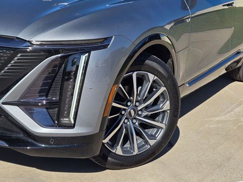 New 2026 Cadillac Lyriq Premium Sport w/ LPO, Floor Liner Package image 7