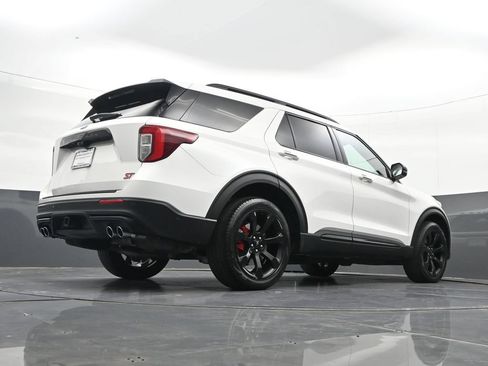 Used 2022 Ford Explorer ST w/ Equipment Group 401A AWD/4WD image 29
