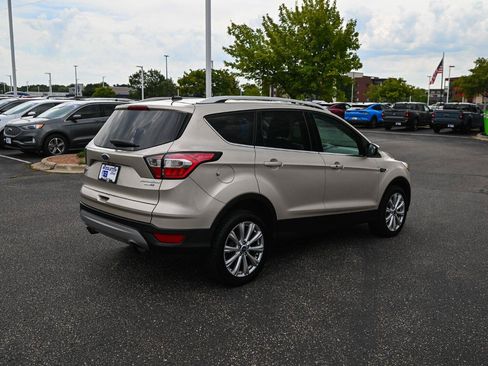 Used 2017 Ford Escape Titanium AWD/4WD image 5