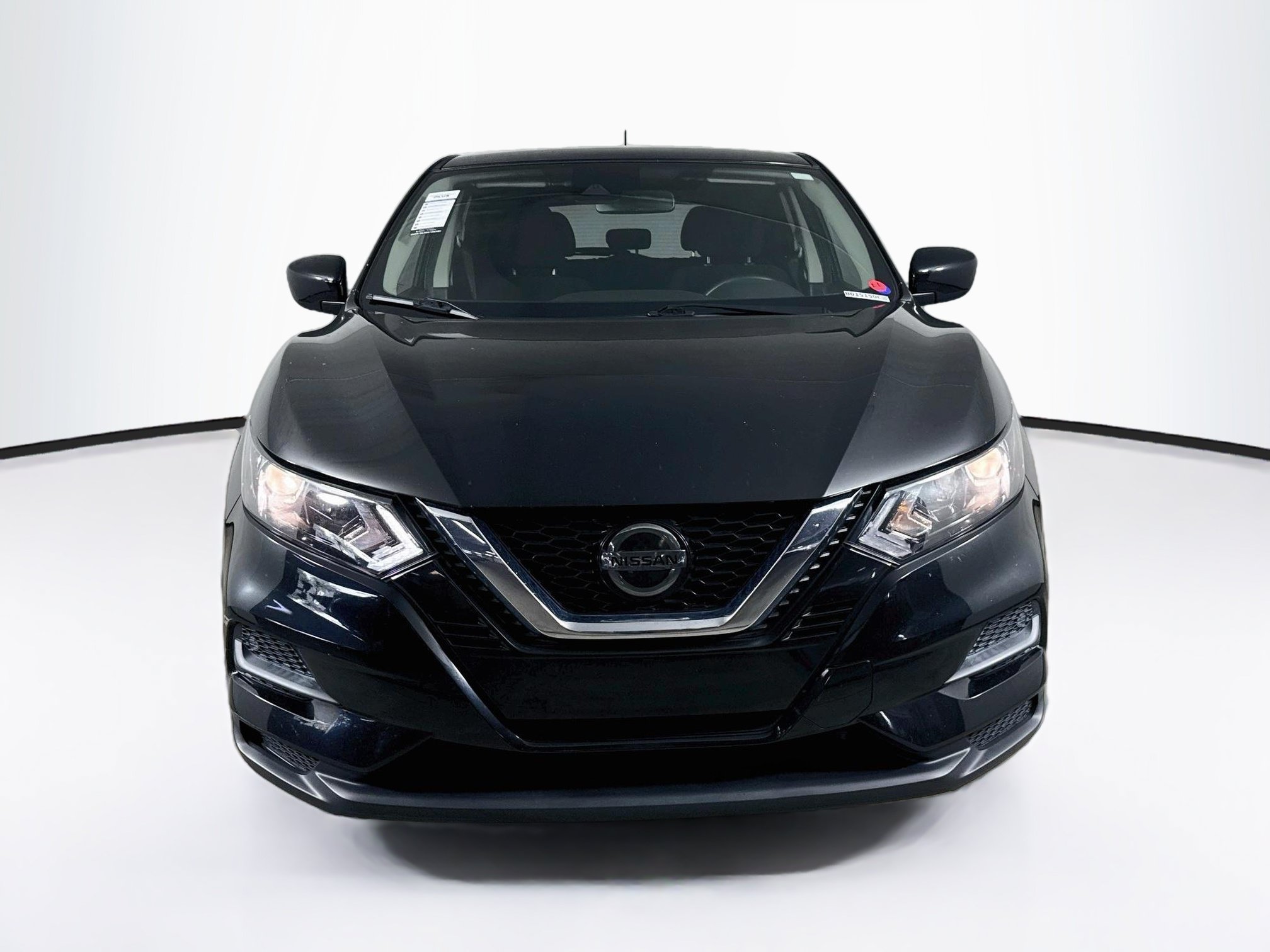 Used 2020 Nissan Rogue Sport S FWD image 3