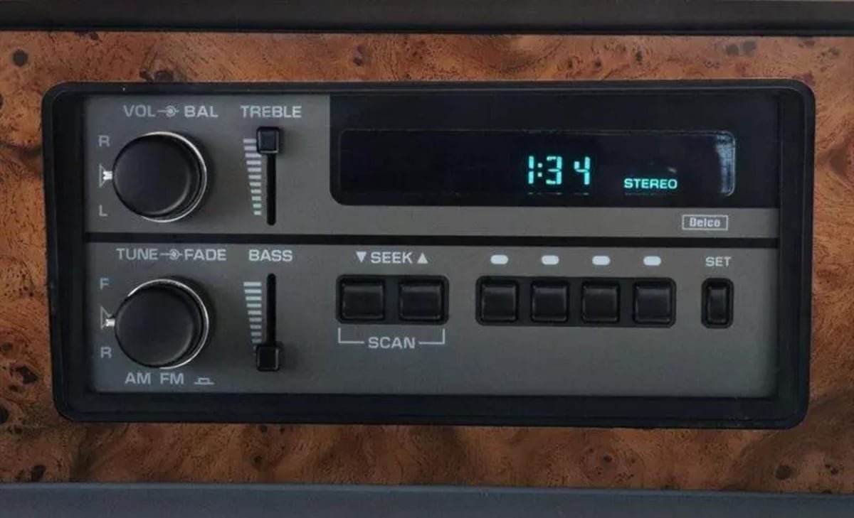 Used 1993 Chevrolet Caprice Classic RWD image 40