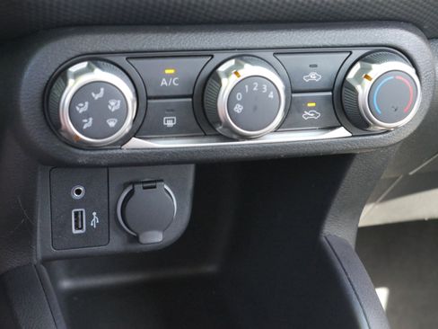 Certified 2024 Nissan Kicks S FWD image 11