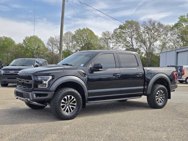 Used 2020 Ford F150 Raptor w/ Equipment Group 802A Luxury AWD/4WD image 1