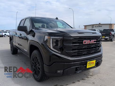 New 2025 GMC Sierra 1500 Elevation AWD/4WD image 3