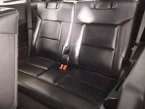 Used 2023 Ford Explorer XLT w/ Equipment Group 202A image 13