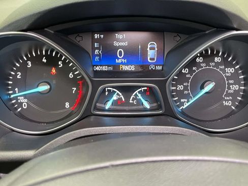 Used 2017 Ford Escape Titanium AWD/4WD image 41