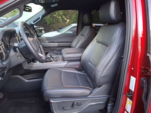 Used 2024 Ford F150 Lariat w/ FX4 Off-Road Package image 9