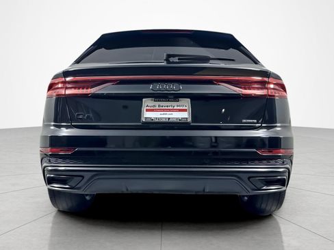 Used 2022 Audi Q8 Premium Plus w/ Premium Plus Package image 4
