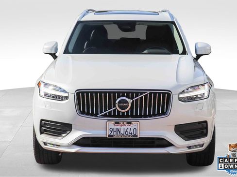 Used 2023 Volvo XC90 B5 Core w/ Climate Package AWD/4WD image 2