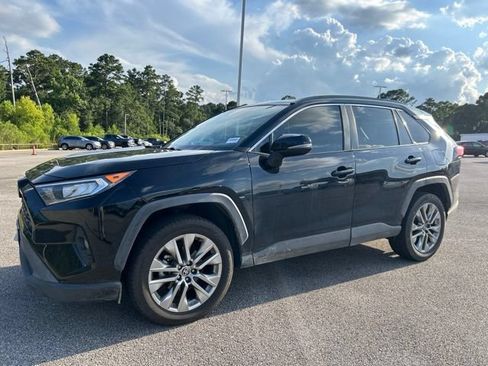 Used 2021 Toyota RAV4 XLE Premium FWD image 1