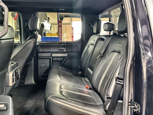 Used 2022 Ford F250 Platinum w/ FX4 Off-Road Package image 25