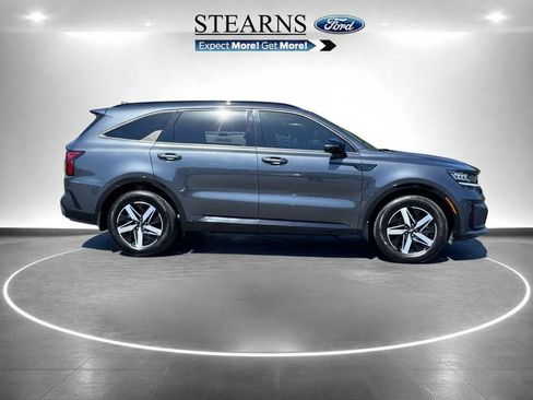 Used 2022 Kia Sorento S FWD image 18