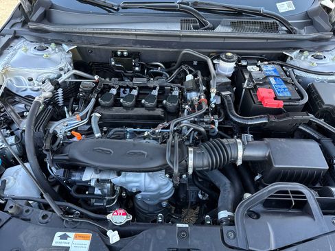 Used 2025 Honda Accord LX image 9
