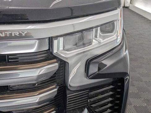 Used 2022 Chevrolet Silverado 1500 High Country w/ High Country Premium Package AWD/4WD image 10