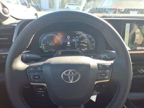 New 2026 Toyota Crown Limited w/ Advanced Technology Package image 17