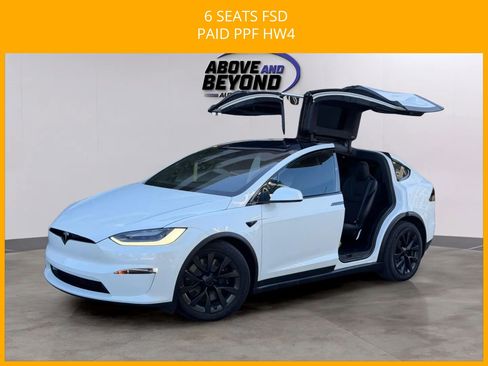 Used 2023 Tesla Model X AWD/4WD image 5