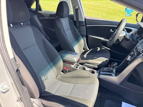 Used 2013 Hyundai Elantra GT w/ Touch & Go Pkg FWD image 13