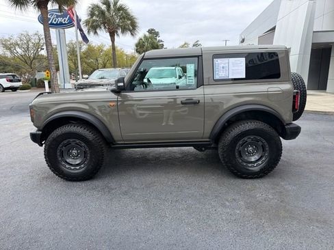 Used 2025 Ford Bronco Badlands AWD/4WD image 5