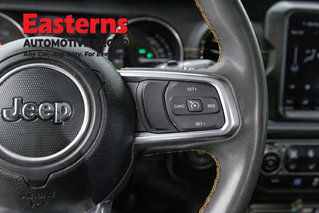 Used 2023 Jeep Wrangler Unlimited Sahara AWD/4WD image 17