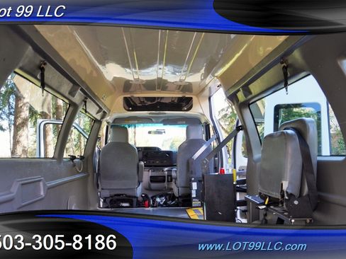 Used 2009 Ford E-350 and Econoline 350 Extended Super Duty image 3